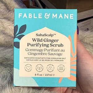 Fable & Mane SahaScalp Wild Ginger Purifying Scrub - Blue and Cream